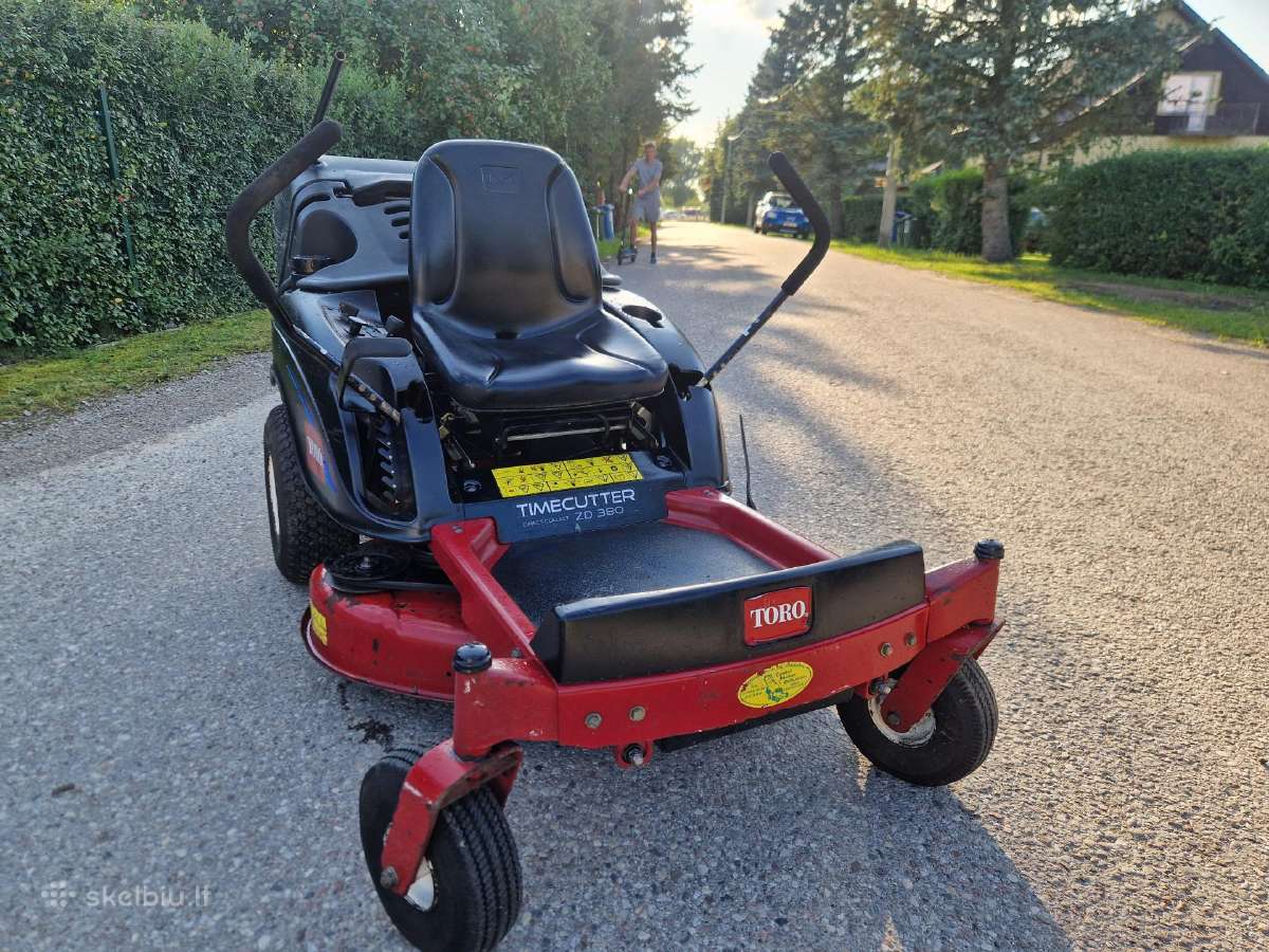 Toro kokybiškas nulinio apsisukimo traktoriukas - nuotraukos Nr. 8