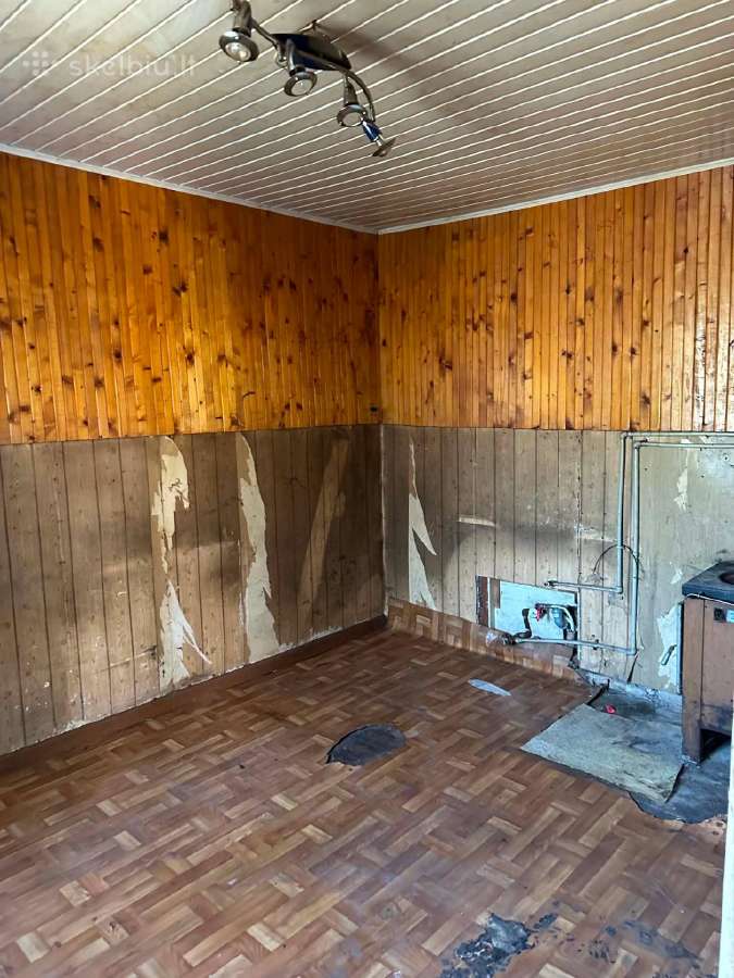 Parduodama namo dalis su atskiru garažu - nuotraukos Nr. 5