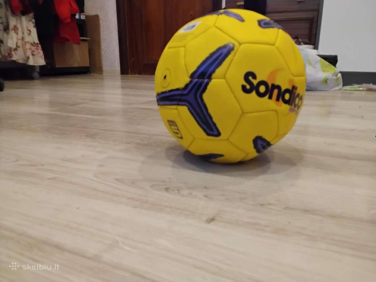 Naujas futbolo kamuolis - nuotraukos Nr. 3