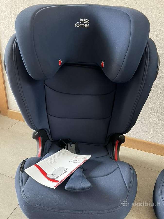2 automobilinės kėdutės Britax Romer Kidfix III M - nuotraukos Nr. 5