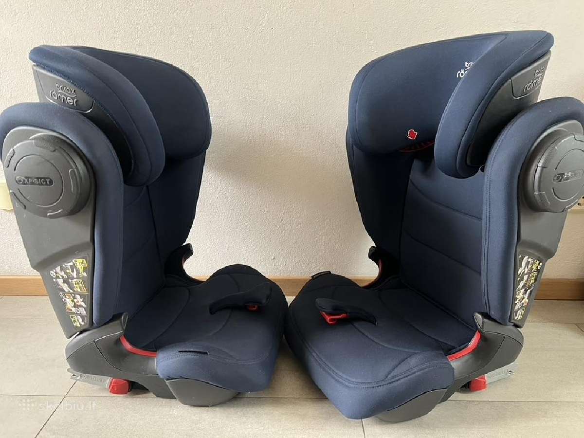 2 automobilinės kėdutės Britax Romer Kidfix III M - nuotraukos Nr. 6