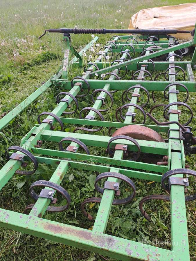 Parduodama žemes ukio technika - nuotraukos Nr. 16