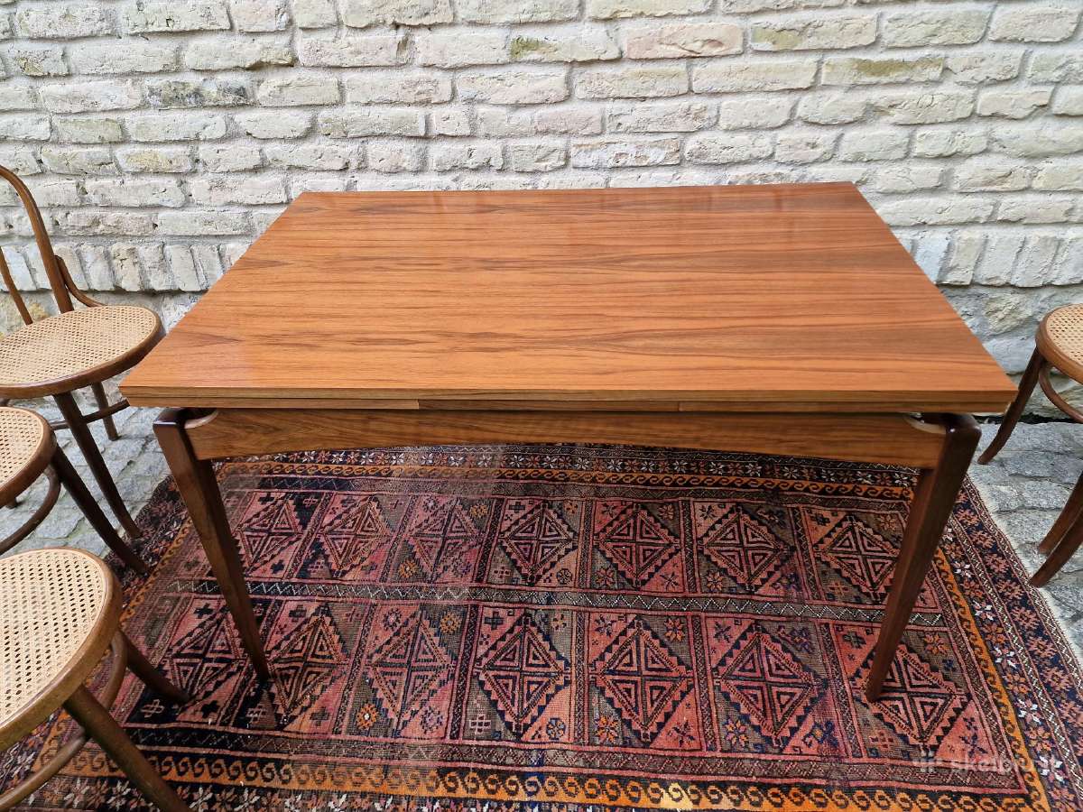Vintažinis mid century valgomojo stalas - nuotraukos Nr. 24