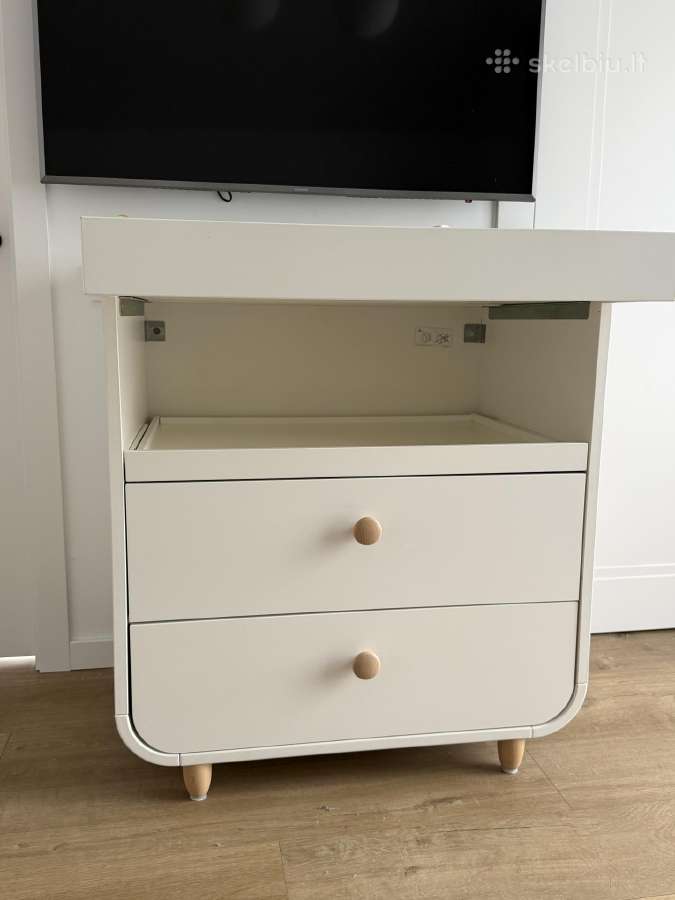 Ikea Myllra vystymo stalas - nuotraukos Nr. 4