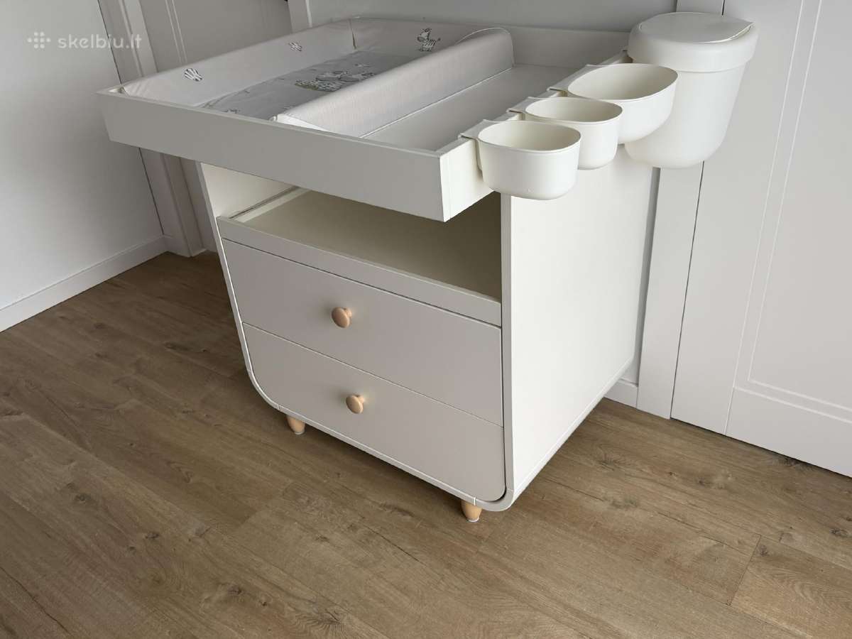 Ikea Myllra vystymo stalas - nuotraukos Nr. 6