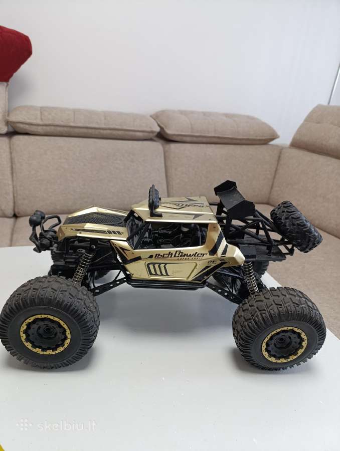 Metalinis automobilis su nuotolinio valdymo pultu - nuotraukos Nr. 4