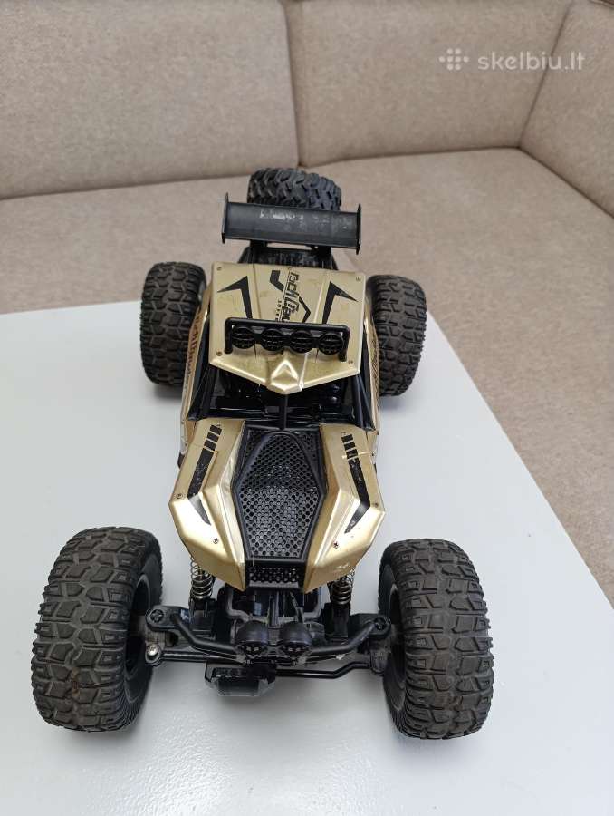 Metalinis automobilis su nuotolinio valdymo pultu - nuotraukos Nr. 7