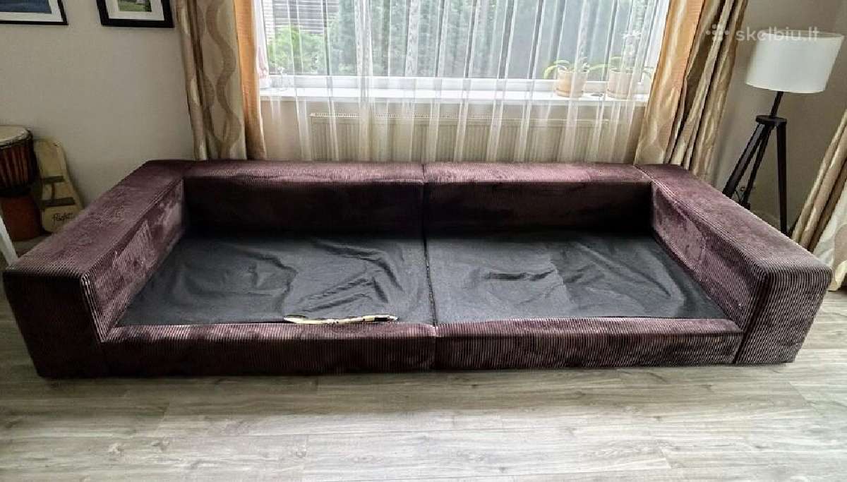 Didelė ir patogi sofa su pagalvėlėmis - nuotraukos Nr. 7