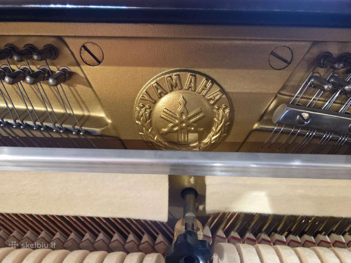 Pianinas Yamaha M1s - nuotraukos Nr. 9