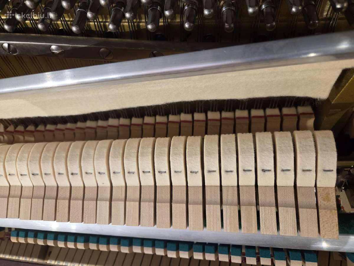 Pianinas Yamaha M1s - nuotraukos Nr. 11