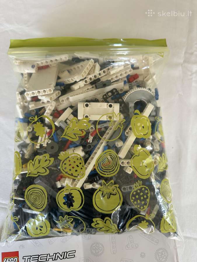 Lego Technic 42158 - nuotraukos Nr. 2
