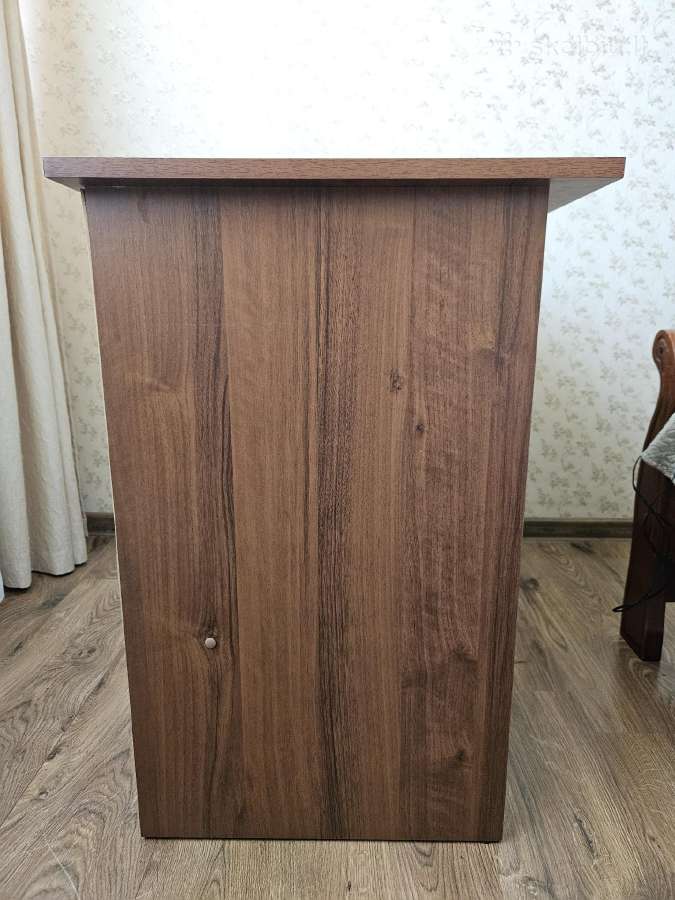 Ofiso/darbo/ rašomasis stalas atsiimti Vilniuje - nuotraukos Nr. 2