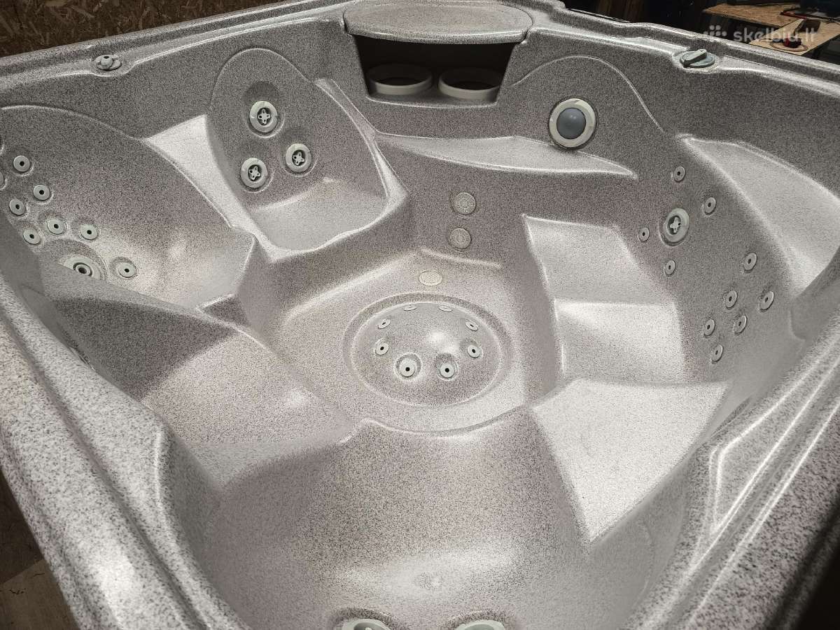 Lauko sūkurinė vonia jacuzzi - nuotraukos Nr. 22