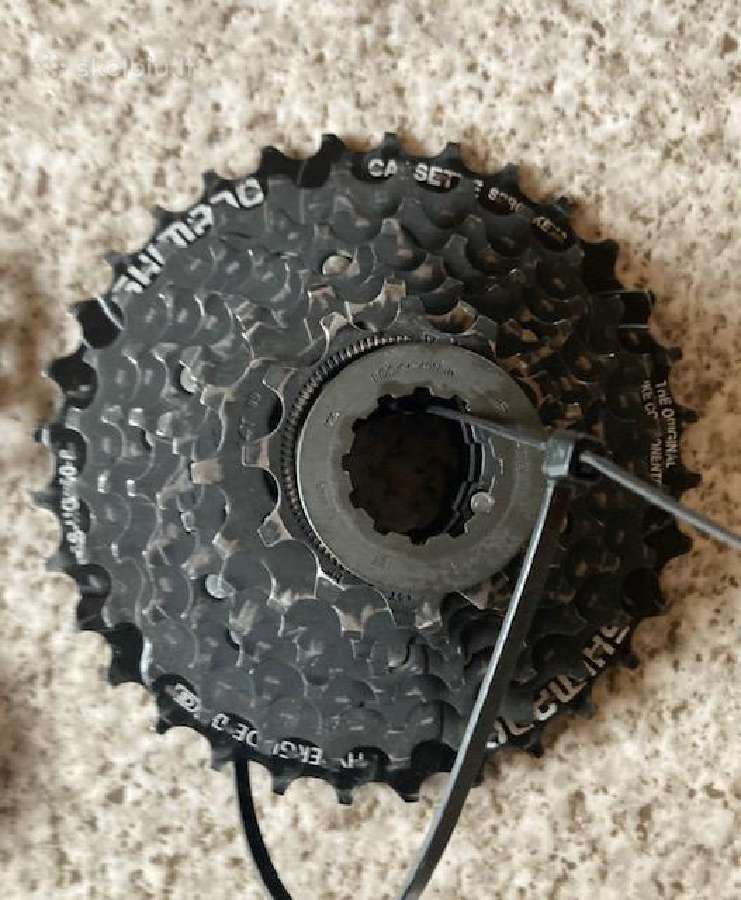 Naudotas Shimano 8 pavarų galinis komplektas - nuotraukos Nr. 5