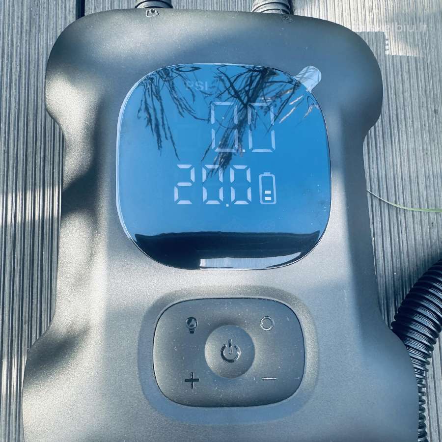 Sup Nešiojama Oro pompa iki 20psi ir Powerbank - nuotraukos Nr. 2