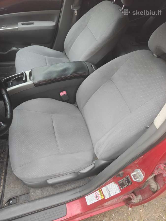 Prius 2 salonas - nuotraukos Nr. 3