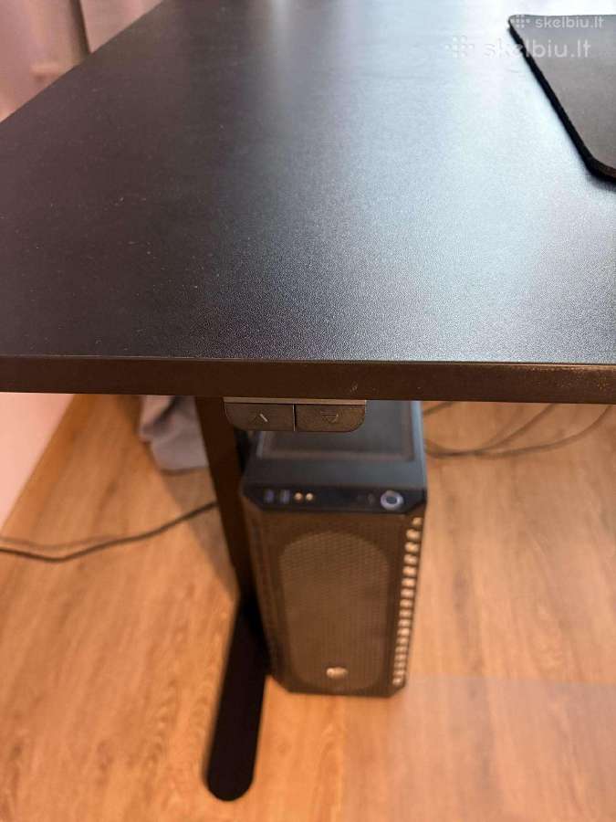 Darbinis elektrinis reguliuojamo aukščio stalas - nuotraukos Nr. 3
