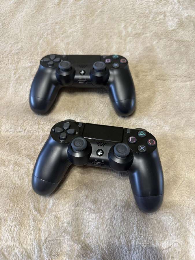 Pardudamas tvarkingas ps4 slim su 2 org pulteliais - nuotraukos Nr. 2