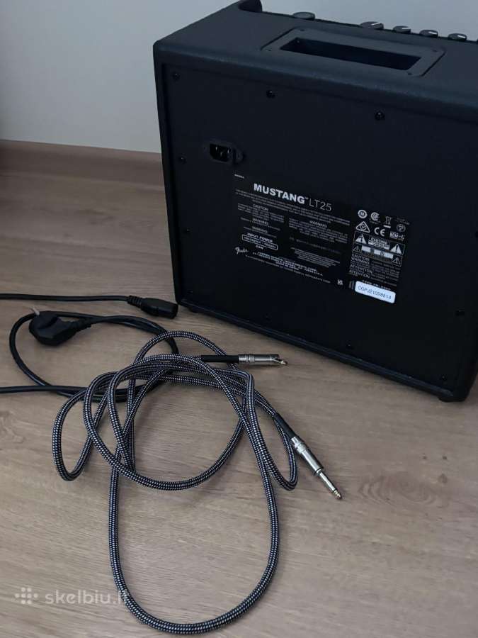 Parduodamas pilnas elektrinės gitaros komplekta - nuotraukos Nr. 3