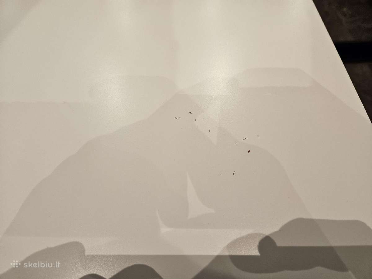 Ikea rašomasis stalas Micke - nuotraukos Nr. 3