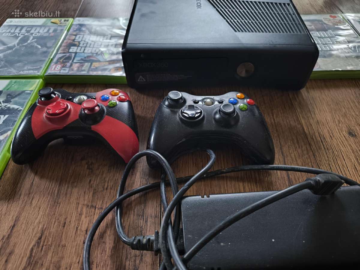 Xbox 360 dviem pulteliais bei zaidimais - nuotraukos Nr. 2