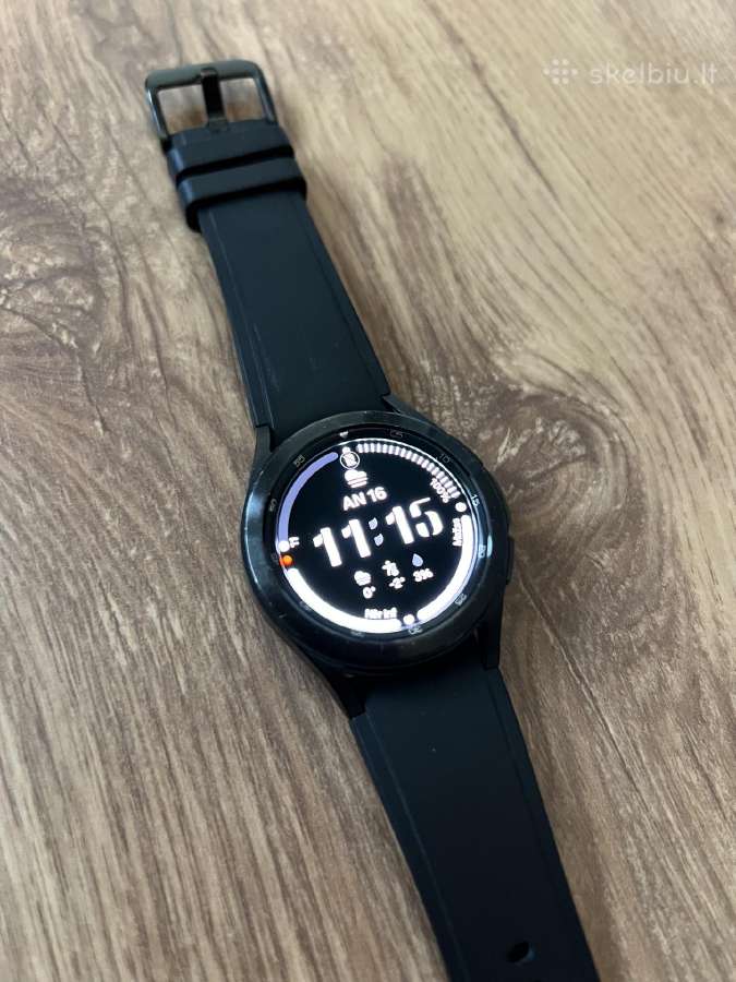 Samsung Galaxy Watch4 Classic 42mm - nuotraukos Nr. 3