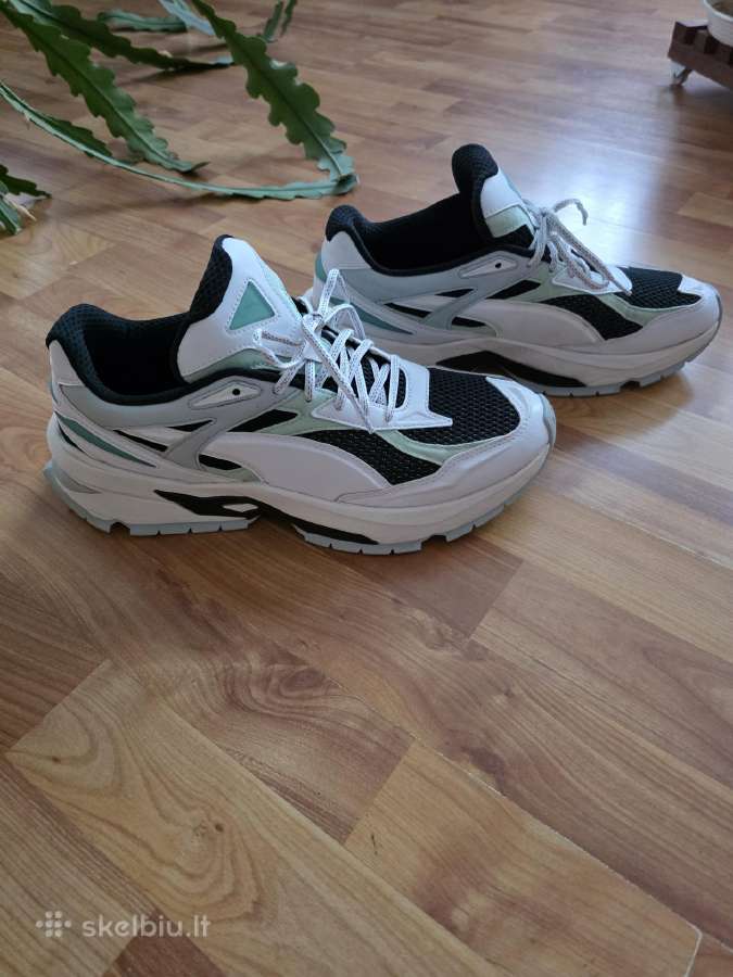 Puma kedai - nuotraukos Nr. 2