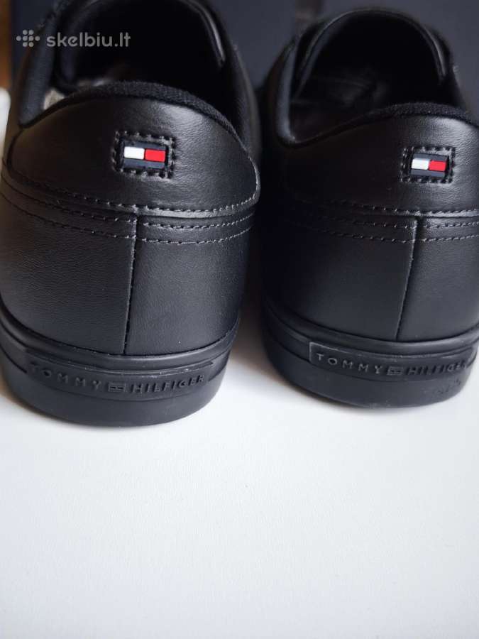 Vyriski kedai Tommy Hilfiger. - nuotraukos Nr. 2