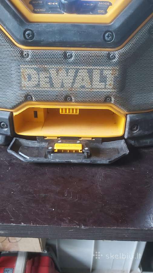 Radijas Dewalt Dcr027 - nuotraukos Nr. 6