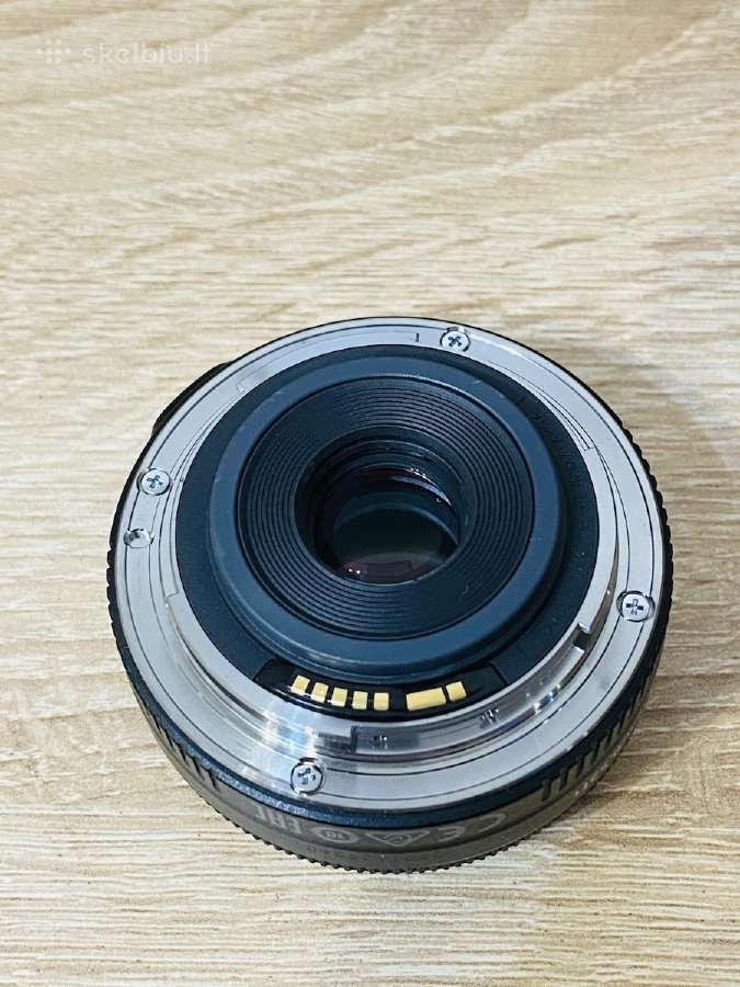 Canon Ef 40mm f/2.8 Stm ir Ef-s 24mm f/2.8 Stm - nuotraukos Nr. 3