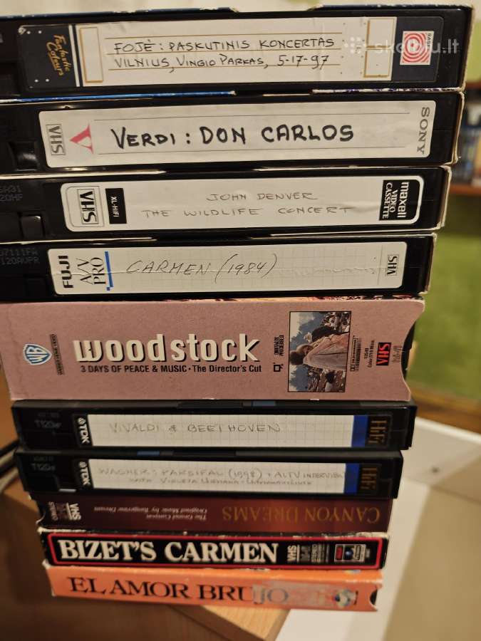 Vhs ir Dvd grotuvas + 11 kasečių - nuotraukos Nr. 4
