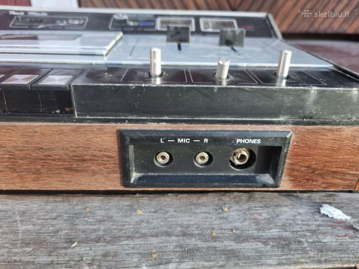 Kasetinis retro magnetafonas - nuotraukos Nr. 3