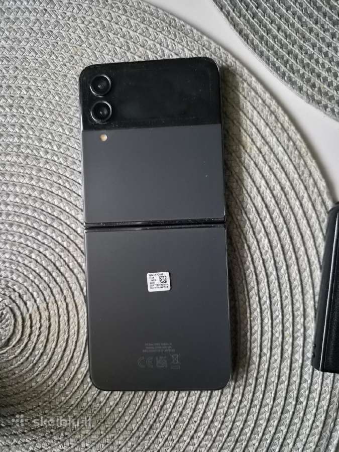 Samsung Galaxy Z Flip 4 - nuotraukos Nr. 2