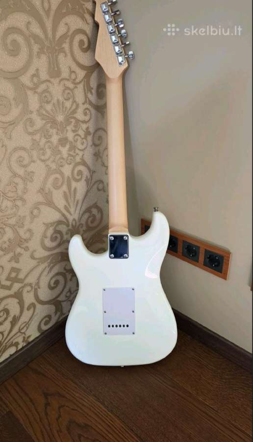 Elektrine gitara su kubu - nuotraukos Nr. 9