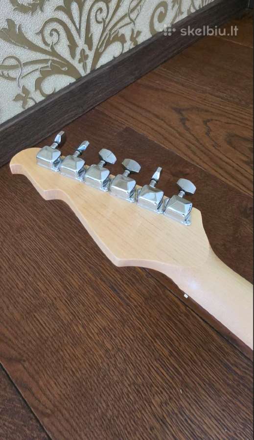 Elektrine gitara su kubu - nuotraukos Nr. 10