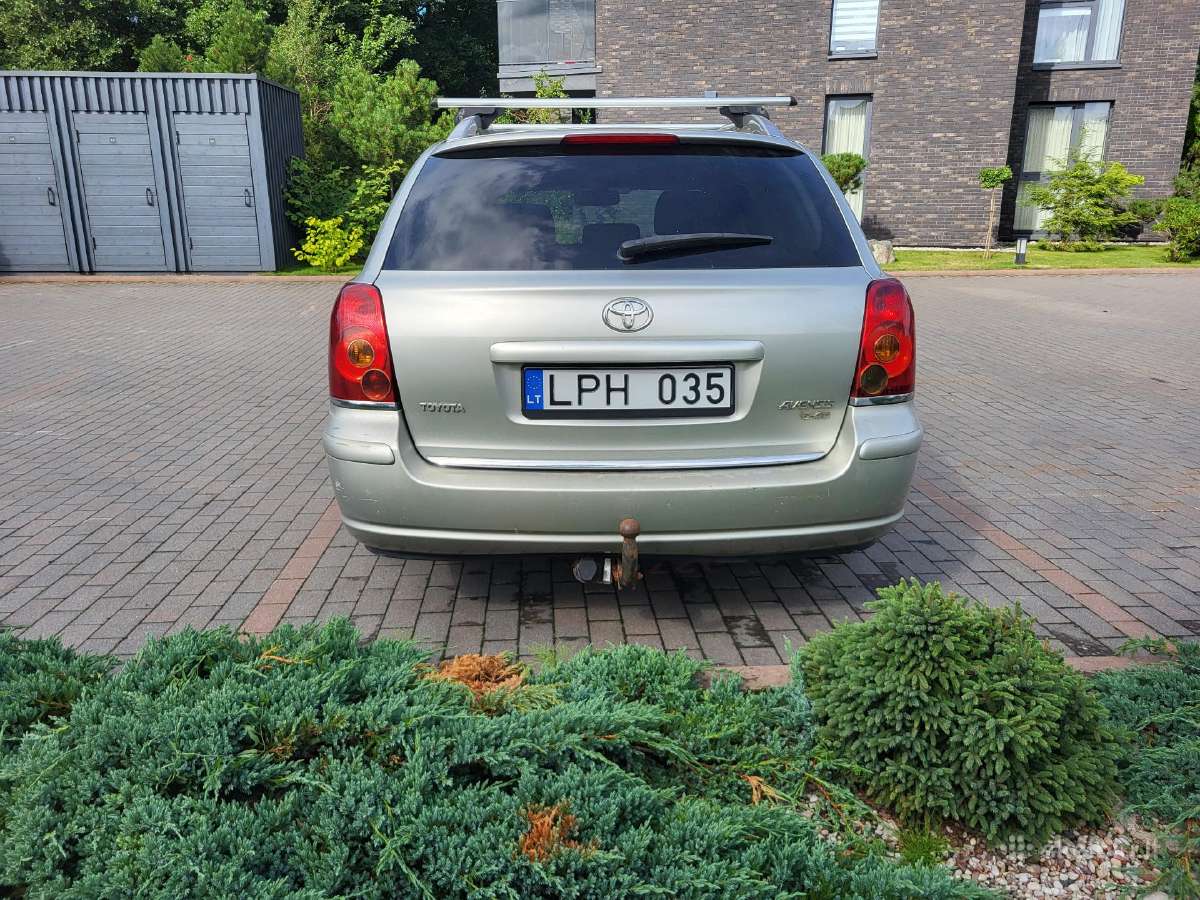 Toyota Avensis - nuotraukos Nr. 4