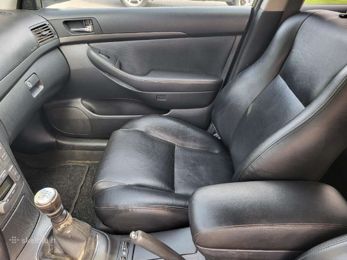 Toyota Avensis - nuotraukos Nr. 12