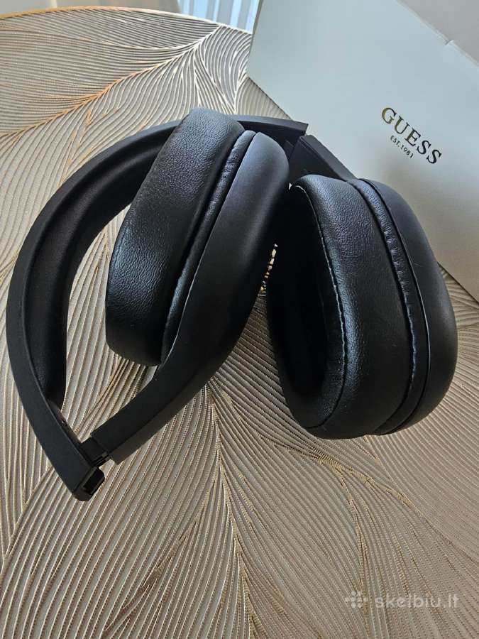 Guess ausinės - nuotraukos Nr. 5