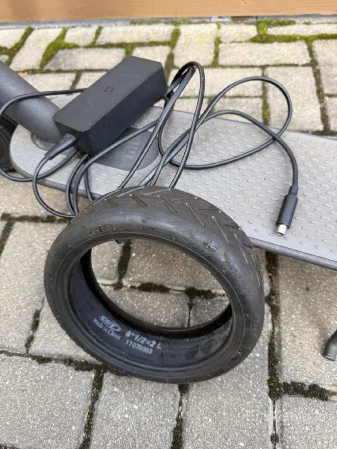 Xiaomi Mi Scooter 1s, juodas - nuotraukos Nr. 8