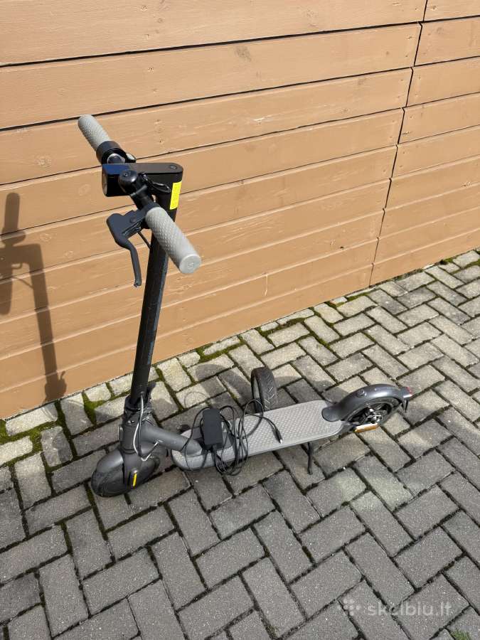 Xiaomi Mi Scooter 1s, juodas - nuotraukos Nr. 10