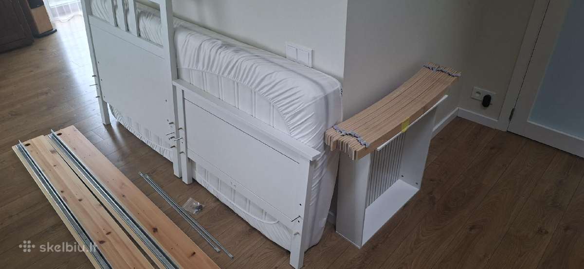 Medinė lova Hemnes su čiužiniu - nuotraukos Nr. 5