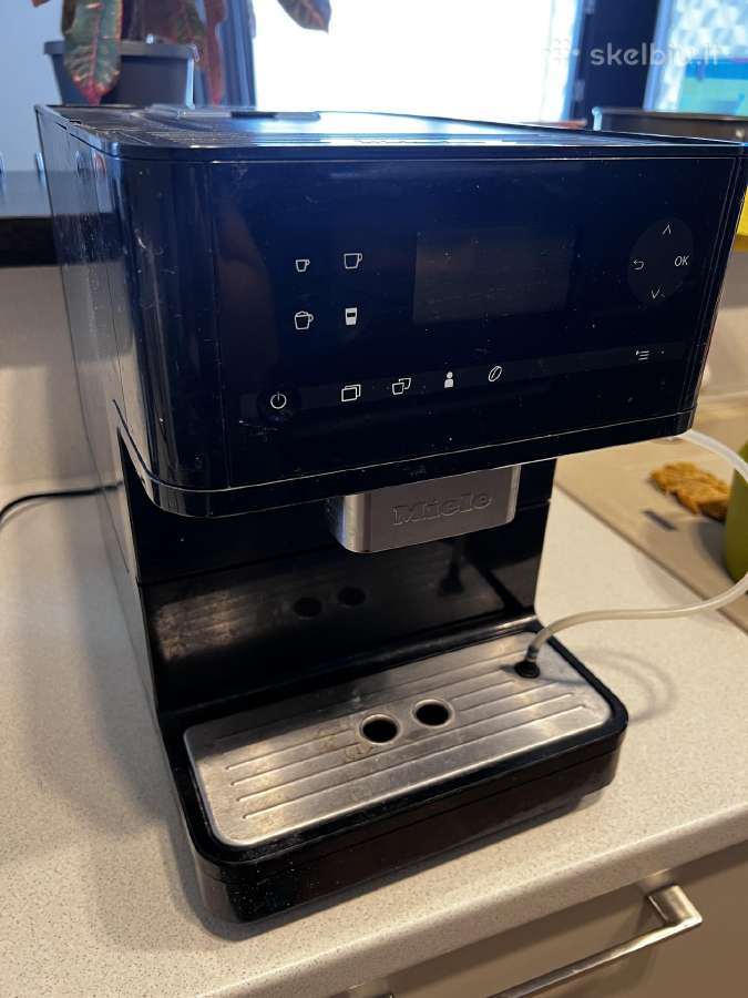 Parduodamas Miele Cm6150 kavos aparatas - nuotraukos Nr. 2