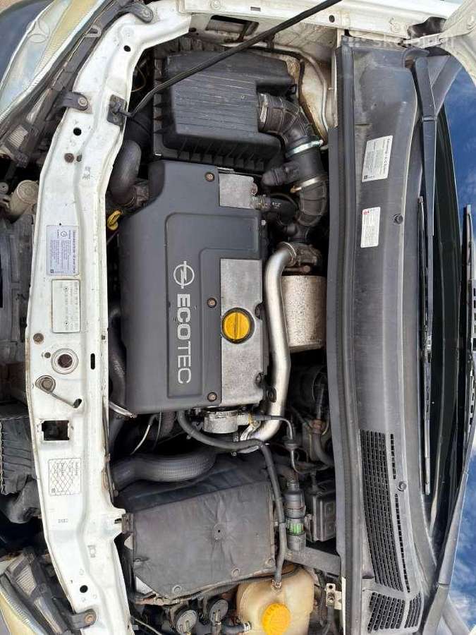 Opel zafira - nuotraukos Nr. 9