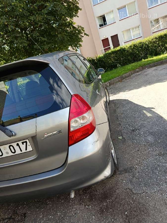 Honda jazz 2005 1.3 L Petrol - nuotraukos Nr. 8