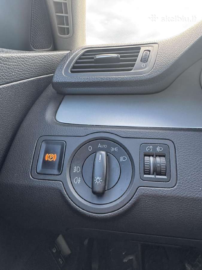Volkswagen Passat - nuotraukos Nr. 14