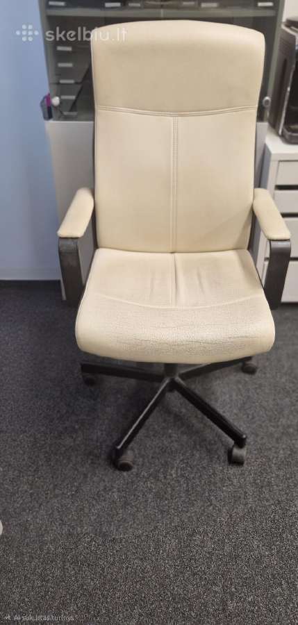 Šviesus naudotas biuro komplektas ir odinė sofa - nuotraukos Nr. 4