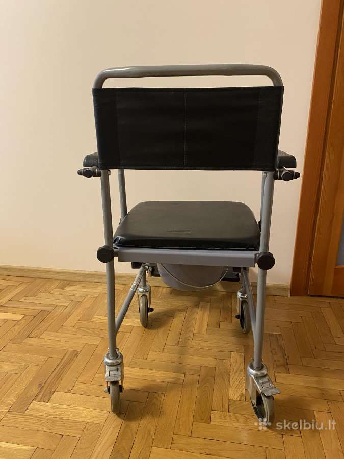 Neįgaliojo tualetas kede su ratukais - nuotraukos Nr. 5