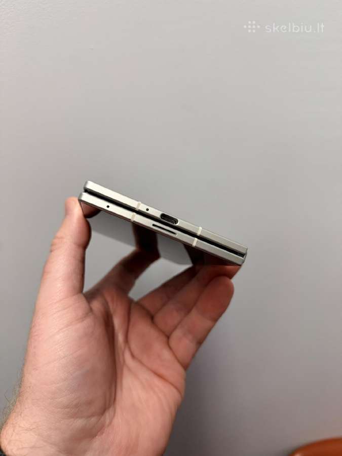 Samsung Galaxy Fold 8, 256/12gb + Carbon case - nuotraukos Nr. 4
