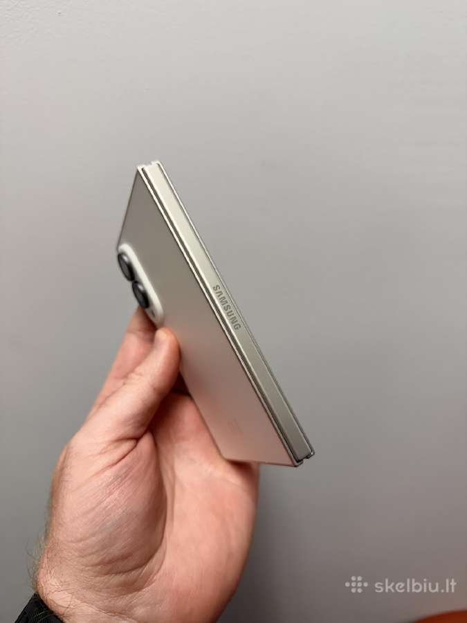 Samsung Galaxy Fold 8, 256/12gb + Carbon case - nuotraukos Nr. 5