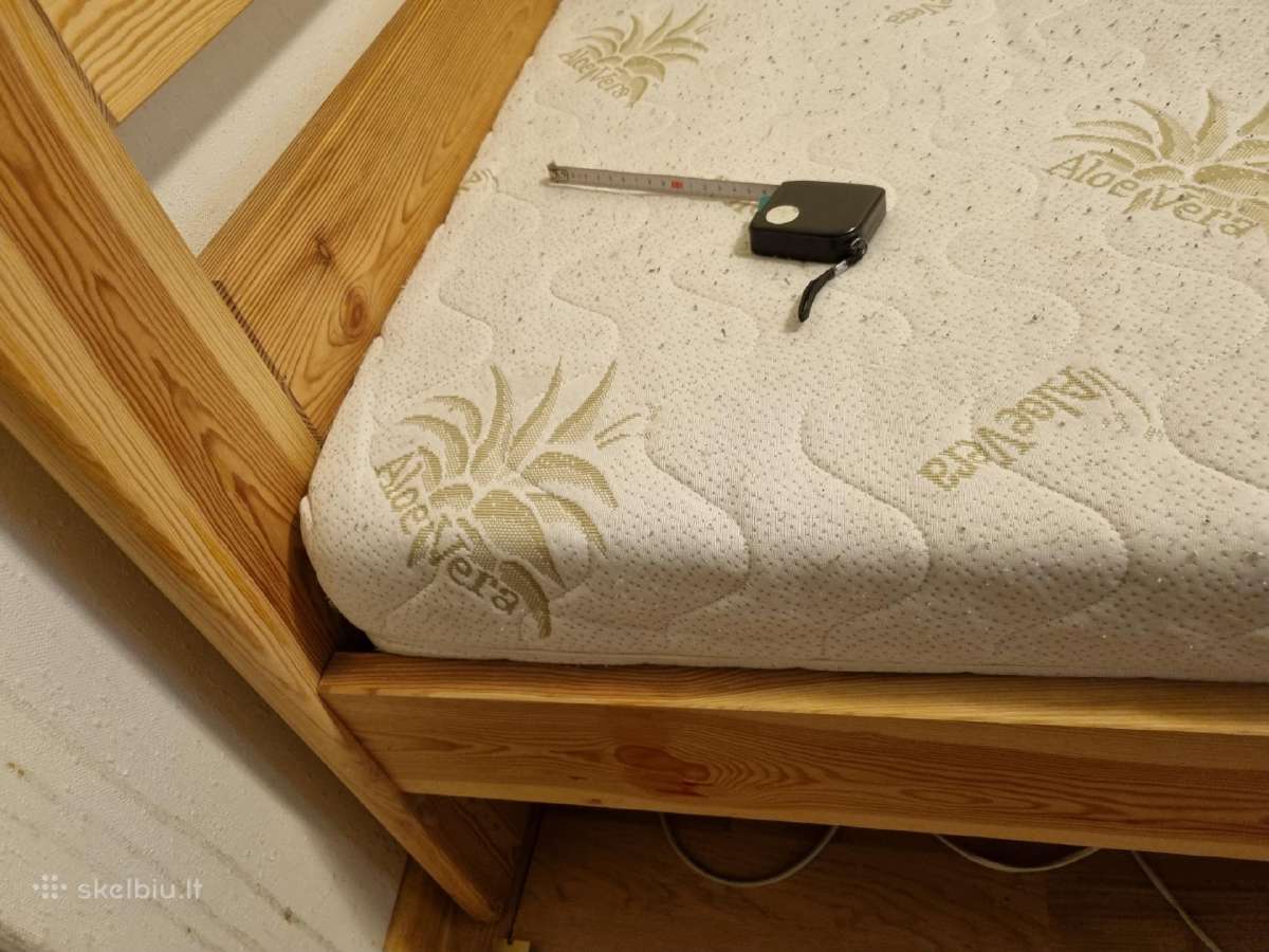 Dvigulė natūralaus medžio lova su čiužiniu - nuotraukos Nr. 2